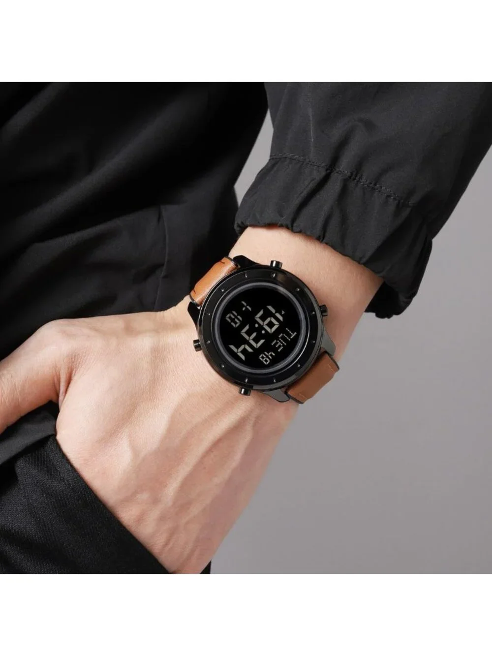 Men's Brown Black Analog Quartz Stainless Steel Waterproof Digital Wrist Watch